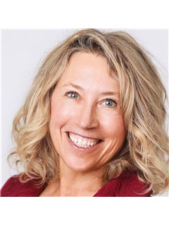 Michelle McCormack - RE/MAX Professionals