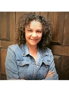 Monica Farnell - RE/MAX Classic Realty