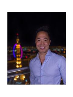 Edward Chen - RE/MAX Central