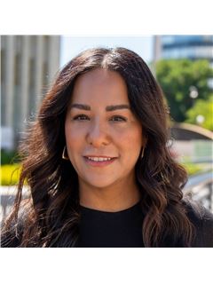 Lori Amos - RE/MAX Professionals