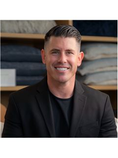 DJ Lynn - RE/MAX Professionals