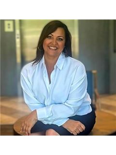 Audrey Aragon - RE/MAX Professionals