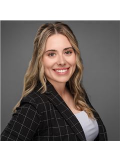 Samantha Hart - RE/MAX Dynamic Properties