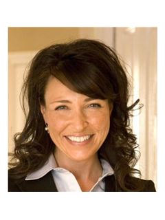 Elizabeth Hooper - RE/MAX Dynamic Properties