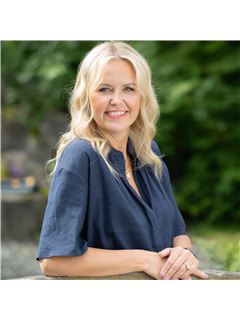 Sara Sturgeon - RE/MAX Dynamic Properties