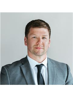 Noah Loveless - RE/MAX Dynamic Properties