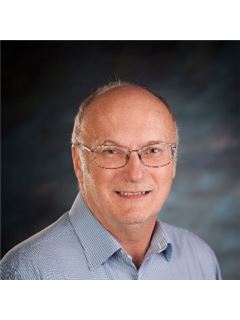 Terry Ellis - RE/MAX Dynamic Properties
