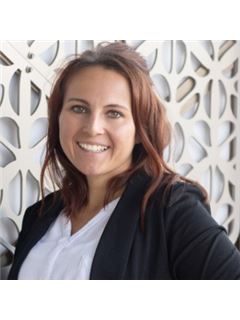 Hailey Riedel - RE/MAX Capitol Properties