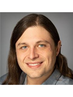 Matthew McNally - RE/MAX Alliance