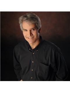 Kevin T. Strong - RE/MAX Associates