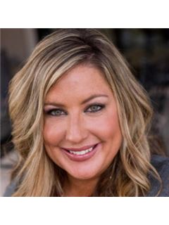 Sara Baumbach - RE/MAX Professionals