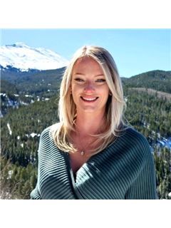 Jesseka McGowan - RE/MAX Properties of the Summit