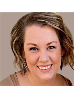 Kellie Dahl - RE/MAX Real Estate Group