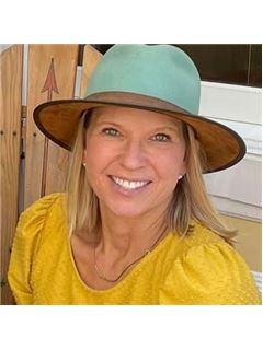 Ivete Liliensteins - RE/MAX Properties of the Summit