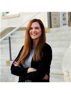 Lalita Heinemann - RE/MAX 4000 Inc