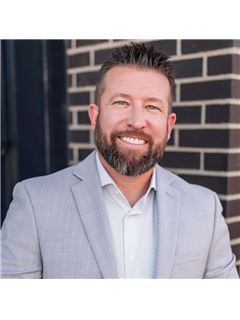 Ryan Day - RE/MAX Professionals