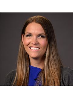 Erin Kron - RE/MAX Leaders