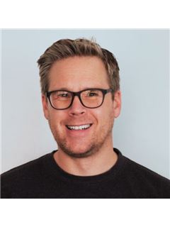 Parker Smith - RE/MAX Associates