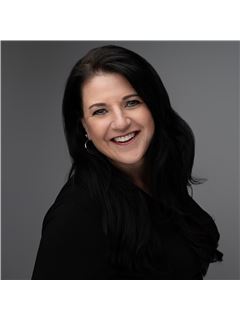 Jennifer Buchert - RE/MAX Legacy Realty