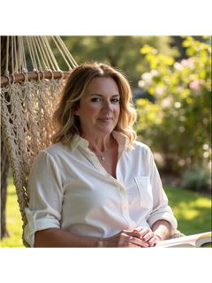Lorian Ducharme - RE/MAX Real Estate Group