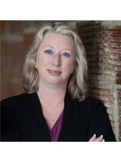 Alice Schmalz - RE/MAX Capital