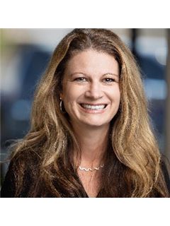 Jeanne Pitre - RE/MAX Professionals