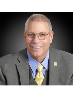 David J. Barber - RE/MAX Leaders