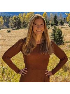 Jennifer Guerrero - RE/MAX Real Estate Group