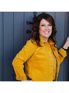 Ahna Brock - RE/MAX 4000 Inc