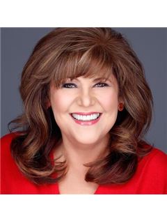 Juanita Chacon - RE/MAX Alliance