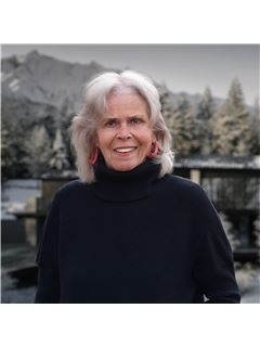 Sandra Stuart - RE/MAX Professionals