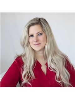 Tanja Ayodele - RE/MAX Real Estate Group