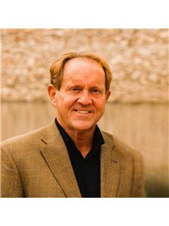 Clinton Robertson - RE/MAX Associates