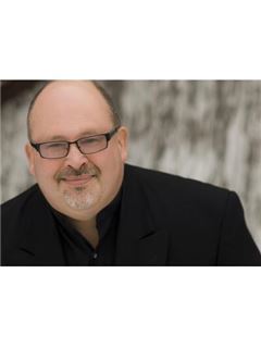 Terry J. Braun - RE/MAX Legacy Realty