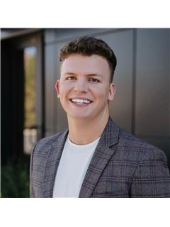Brayden Gibson - RE/MAX Associates