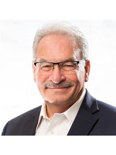 Associate - Darrel Stephens - RE/MAX Associates