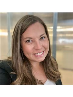 Niki Fields - RE/MAX Real Estate Group