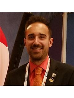 James Alexander Cisneros - RE/MAX Northwest Inc