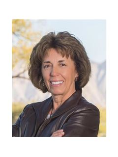 Linda M. Kramer - RE/MAX 4000 Inc