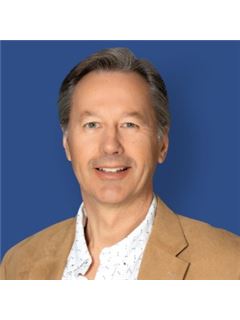 Matt Studzinski - RE/MAX Alliance