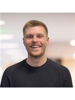 Cameron Burgess - RE/MAX inMotion