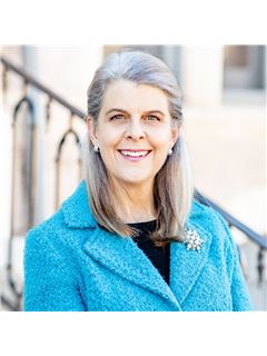 Jen Karber - RE/MAX Properties