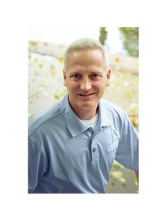 Chris M. Apple - RE/MAX Northwest Inc