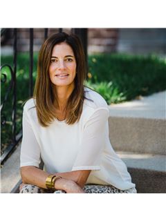 Nicole Malo - RE/MAX of Cherry Creek Inc