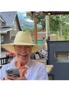 Nancy L. Yearout - RE/MAX Properties of the Summit