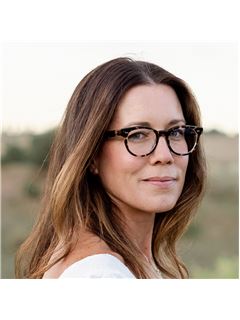 Elizabeth Zajicek - RE/MAX Of Boulder, Inc