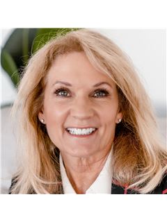 Lisa A. Sagar - RE/MAX Leaders