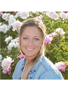 Nicole Goza - RE/MAX Alpine View