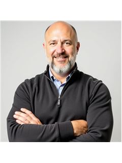 Mike A. Valtierra - RE/MAX Alliance