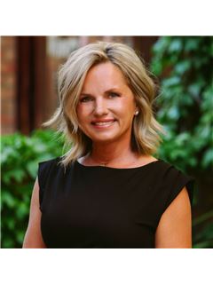 Anna Derby - RE/MAX 4000 Inc